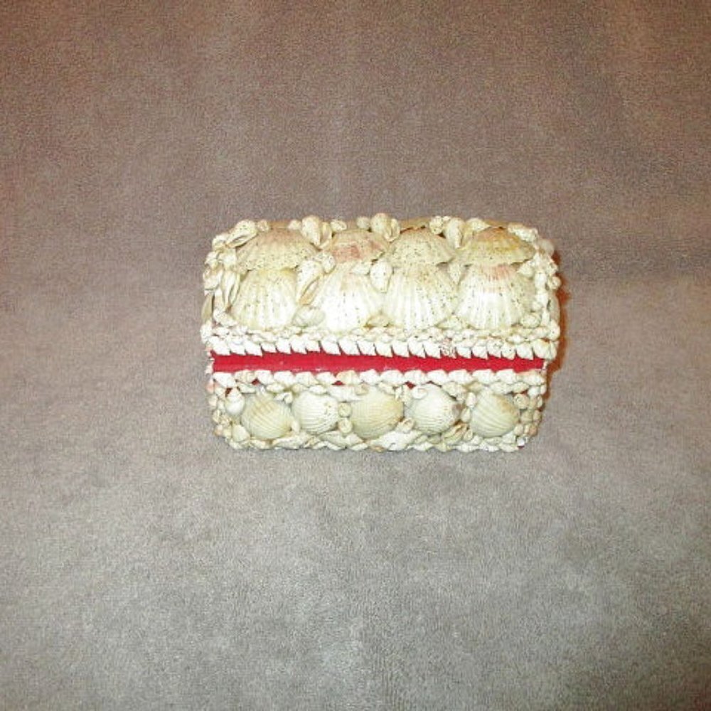 VTG Natural SEASHELL Handcrafted TREASURE Trinket BOX Jewelry GLITTER Red Lined